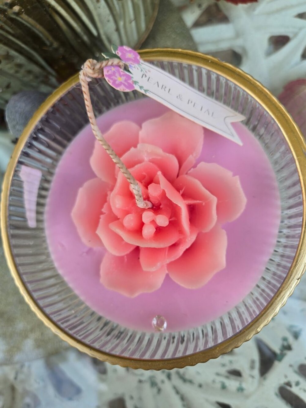 Rose candle - Picture 8 of 16